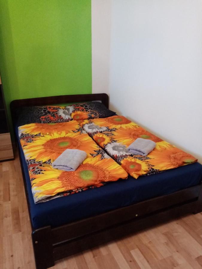 Domek Relov Exteriör bild